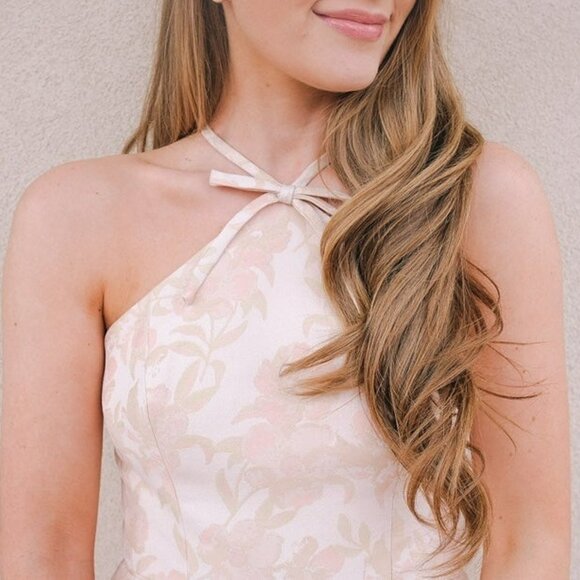 Gal Meets Glam Evelyn Sea Holly Jacquard Halter Dress - Picture 5 of 17